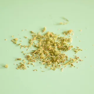La vanille boréale s'invite dans ta cuisine ! 🌿✨

On est tellement fiers de vous présenter notre tout nouvel aromate, le mélilot. 
Surnommé la « vanille boréale », cet aromate sauvage capture l'essenc