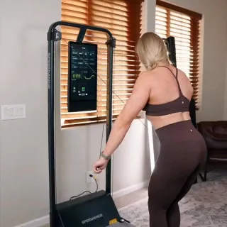 Speediance seamlessly blends into your daily routine, from home to workout, and everything in between 👏💯

Built for daily life and designed to keep you moving.