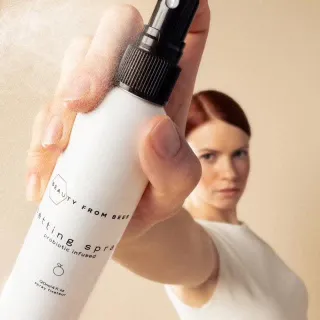 Lock it in and glow all day! 

Our Setting Spray keeps your makeup fresh and flawless from morning to night, without the heavy feel! 

Lightweight and naturally made, this is the finishing touch your 