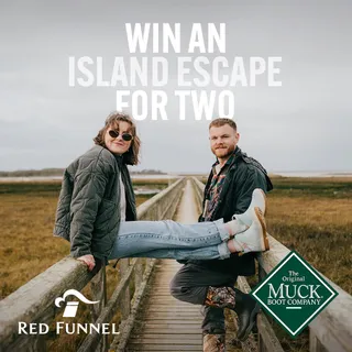 There’s still time to enter our competition to WIN an Island escape for two with @muckbootco and @redfunnelferry!🚢

🥾 Win two pairs of @muckbooteurope of your choice, perfect for strolling through the