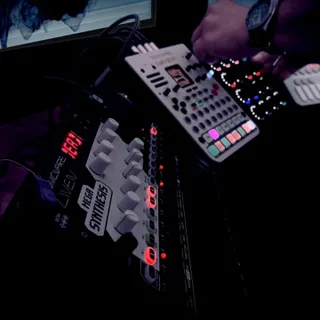 Try SONICWARE Challenge - Winners Announced!

Here is the third-place entry:
Zach Aandahl - DeadChannel

See the other winners on our website:
Link in Bio

#SONICWARE #SONICWARE_Challenge #Lofi12XT #L
