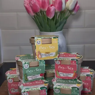 AD | My favourite mum hack is always have @potsfortots in the freezer!

I tried their Introductory bundle and having proper veggie-packed, super-nourishing meals ready in minutes such a lifesaver - I 