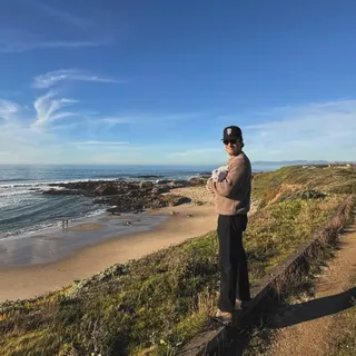 Loose Jeans & Fisherman Sweater, on dad duty on the Pacific coast.

#abbreviatedapparel #abbreviated