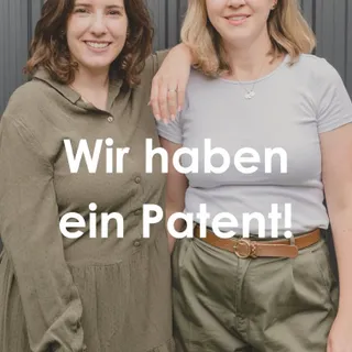 Unsere kniti ist jetzt offiziell patentiert 💛

Hinter unserer Windel steckt echte Textiltechnologie: Eine neu entwickelte Garn- und Strickstruktur sorgt für Saugfähigkeit - ganz ohne chemische Zustätz