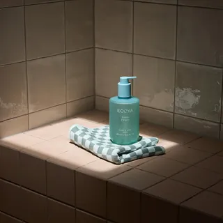 Our new bodycare design, created to bring life to bathrooms 🫐💎💙💠