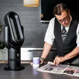 💨 🔥 Morning routine, elevated.
Efficiency meets elegance — the Vortex Air Bladeless Heater keeps your space warm while you focus on what matters. #heater