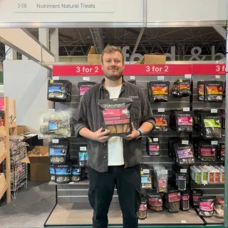 The Steak Bake is a hit at Crufts this year! Don’t forget to pop by and grab yours! 🥩 

Hall 3, stand 58! 👋
