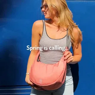Unsere Moonbaqs in 3L oder 9L sind ein echter Hingucker im Frühling. Und sie zaubern direkt gute Laune!☀️😍 Welche Farbe gefällt dir am besten? 👀