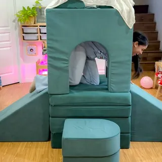Ici, le fauteuil modulable de @kiddiecouch ne sert pas juste à s’asseoir…Il sert à répondre aux vrais besoins des loulous 💚

Parce qu’un enfant ne devrait pas choisir entre bouger ou se calmer.Il a be