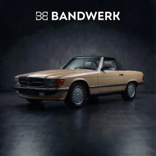 Das Geheimnis ist gelüftet: Der Mercedes-Benz SL R107.
Die Silhouette einer Ära. Wir gratulieren @andre_0911 zur Zuteilung der exklusiven Seriennummer 01/99 unserer neuesten Heritage-Edition. Echter K