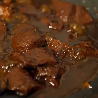 🐗 Beaucoup pensent que le gibier est une viande compliquée à cuisiner.

3 méthodes de cuisson pour préparer votre venaison :

👉 Au four,
👉 À la cocotte,
👉 À la poêle. 

Alors, tous en cuisine !

#nemr