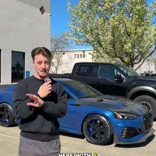 Audi RS5 seat belt repair!😱
.
.
.
#audi #rs5 #audiclub #repair #seatbelt