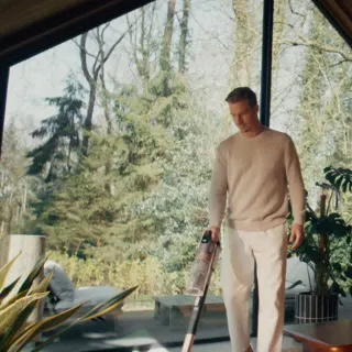 Frühlingsgefühle statt Niesattacken! 🤧✨ Der Frühling ist da – und mit ihm leider oft auch Pollen und Staub. Zeit, dein Zuhause in deine persönliche Wohlfühloase zu verwandeln! 

Mit dem Levoit Core 30