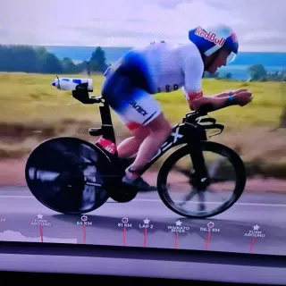 That's an @ezgains.co.uk "Hydrogains" (aerodynamic rear bottle mount) on Kristian Blummenfelt's bike at @ironmannz . #proudinventor
