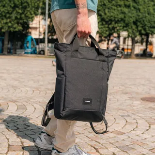 The Pacsafe GO Totepack effortlessly switches from tote to backpack, so you're always prepared and always secure.

#pacsafe #pacsafeGO #safetravels #protectwhatsvaluable #antitheft #antitheftbag #trav