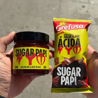 Antojito nocturno 💀

Nunca son suficientes pipas de llave ácida 🤤
