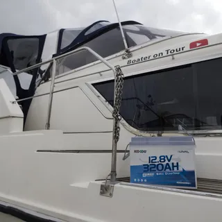 Das Upgrade für deinen Lifestyle auf dem Wasser. 

Wer wie Juergen Huettel unterwegs ist, weiß: Wahre Freiheit beginnt, wenn man sich um die Energie keine Gedanken mehr machen muss. 

Die Redodo 12V 3