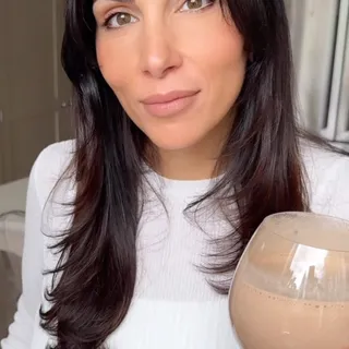 I don’t need to tell how important protein is to our health, we all know it is. 
But it’s not always easy to get enough from food so I use @theorganicproteinco protein powder every day to help me reac