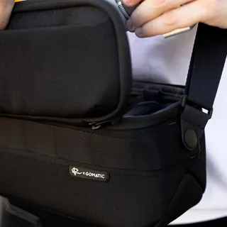 Looking for a new camera bag for on the go??

You need to check out the Luma 9L Sling from @gomatic_uk - this bag is so nice to have by my side when shooting street photography or travelling light on 