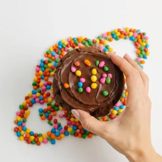 ready to rocket into the WEEKEND with the cosmic brownie chipppppp! 🚀🍪