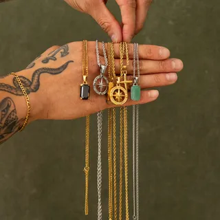 Which one are you picking? #eluzo