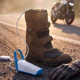 The motorbike season has officially started! 🏍️💨

There’s nothing like hitting the open road, but we all know how your gear smells after a long ride. Whether it’s your boots, your gloves, or that typi