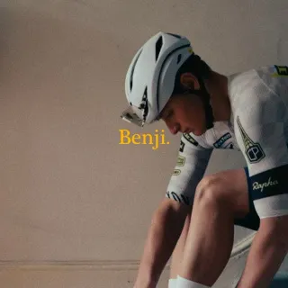 A hairpin he’d ride forever. Streets he’s ridden for a decade. South East London, through @benjituch ’s eyes — on the blog tomorrow.

Video by @oliverbrookwell 
Music by @prod.clark