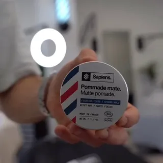 Sunday cut with @roms.barber 🫰

La pommade coiffante sapiens ⭐️

1️⃣Fixation forte 
Tenue toute la journée
2️⃣Effet mat
Rendu naturel
3️⃣Hydratant et nourrissant
Pour les cheveux et le cuir chevelu
4️
