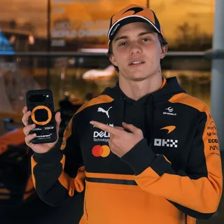 Team Lando or Team Oscar? 👀⁠
⁠
The 2026 Quad Lock MAG Cases in partnership with @McLarenf1 team have arrived.⁠ Get your cases before the race starts!⁠
⁠
🧡 LN-One Edition - Lando Norris⁠
🧡OP-Eighty One
