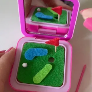 if anyone invites me 2 mini golf from now on it better be this @fleurulia ⛳⭐ i hope i get a star in 1 :’)