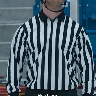 Nobody out-chirps the ref. #Shoresy Season 5 is now streaming on Hulu and Hulu on Disney+.