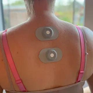R E L I V E X

Van @relivexnl kreeg ik deze draadloze massage set opgestuurd. 
Door mijn reuma heb ik best vaak last van mijn rug en heel eerlijk wat is het een top apparaat. Ik ben echt mega enthousi