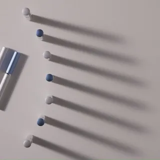 Because every lash routine is personal.

RevitaLash® Advanced Conditioner and RevitaLash® Advanced Sensitive Conditioner are two thoughtful formulas designed to suit your needs and comfort - with one 