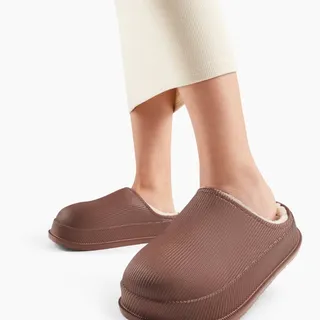 falling for brown this season 🤎