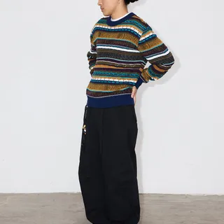 Bright tones. Heavy moods.
CRICLE CAGE F/W ’25 COLLECTION
Coming soon.