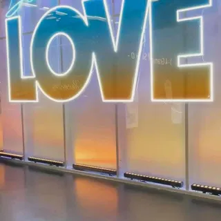 The 2026 forecast? Whole lotta LOVE!! 💖

Still buzzing from 72 hours in Anaheim! Our Expo West recap in a nutshell:
- Thousands of cans sampled and an amazing after party with @thewailersofficial🥤
- E