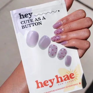 When we all can’t decide on a design, so we wear both 💅

#semicuredgelnailstrips #gelnails #nailstrips #work #nailinspo