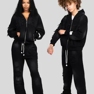 New Black/Black Set, Who Wants One? 🔥