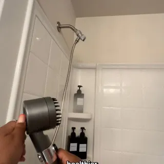 My shower routine just upgraded 🚿

I installed the @mymuravai showerhead in under 5 minutes and the difference in water pressure is actually crazy. It rinses so much faster and the built-in filter hel