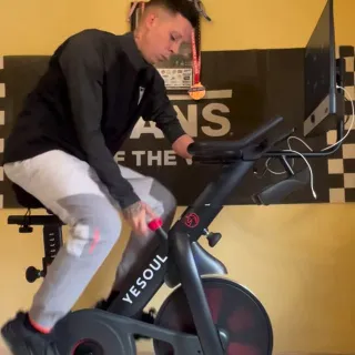 The YESOUL G1M PLUS Bike brings the cycling experience home with smooth resistance and a multimedia screen casting feature that keeps every session engaging and fun. Whether it’s a quick spin or a lon