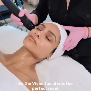 An incredibly nourishing, deeply restorative facial by @edytaesthetician using @vivierskin products … the kind that brings your skin back to life. A true reset, restoring hydration, softening the text