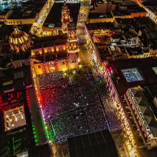 Lo que viví anoche en Zacatecas es difícil de explicar. Tenéis que conocer esta maravillosa tierra. México me tiene enamorado desde siempre, pero ayer en Zacatecas confirmamos que lo nuestro es un his