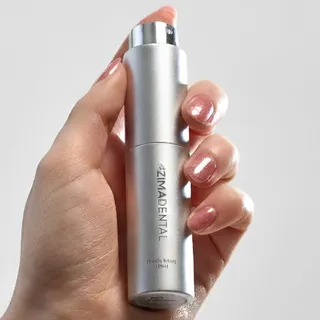 Why you need Zima Fresh in your travel-kit:

- Xylitol and sorbitol help balance your oral microbiome by neutralising bacteria 
- Refreshing mint extracts provide freshness that keeps bad breath away
