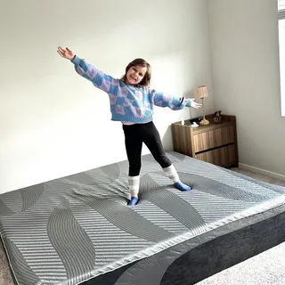 Ready to upgrade your sleep game? 😴✨
Sink into the ultimate comfort with @novilla_home and get that perfect night’s sleep you’ve been dreaming of.
🛏 Use my code HALYNA10 for 10% off!
Link in my bio! O