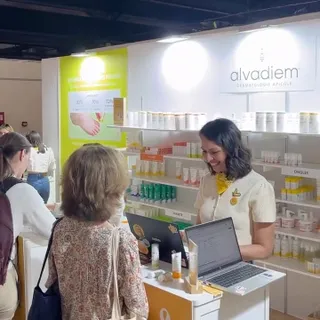 Une édition toujours aussi riche en rencontres et en échanges passionnants ! 👣
 
Pour la 14ème année consécutive, notre équipe était présente au @salonpodologieafdp à Paris !

Entre découvertes, innov