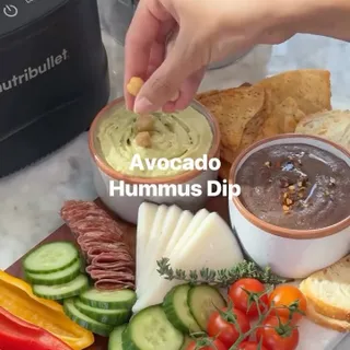 Avo hummus > regular hummus.
 
Whip it up in the NutriBullet Power Core and thank us later 🥑