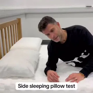 Be honest…did you last 5 minutes? #sleep #sleepposture #pillow #pillowtest #sleeptips