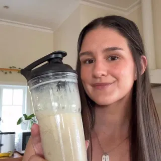 POV: you’re a busy mum trying to get more protein in without having to overthink it 🍨🤝🏼 

@gogood | ad