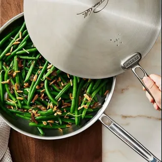 #HESTAN Tired of cluttered cupboards and mismatched lids that never quite do the job? 

Elevate your kitchen with the Thomas Keller Insignia Universal Lid a refined solution designed for precision and