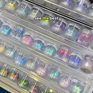 Here’s a little peek as to some of the stuff that goes down at a stationery fair 🎨 any questions just let me know & I’ll do my best to answer!

Ps sorry about the weird ending - this video honestly cr